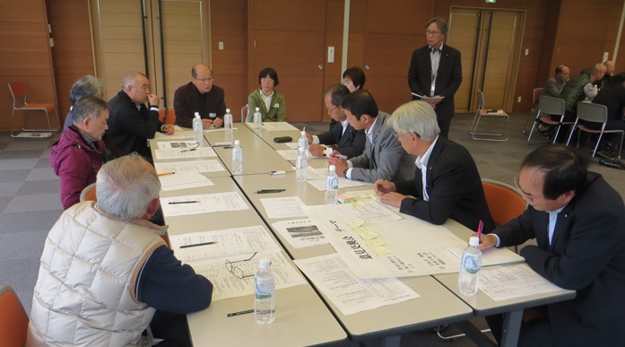 昨年の議会報告会の様子 昨年の議会報告会の様子