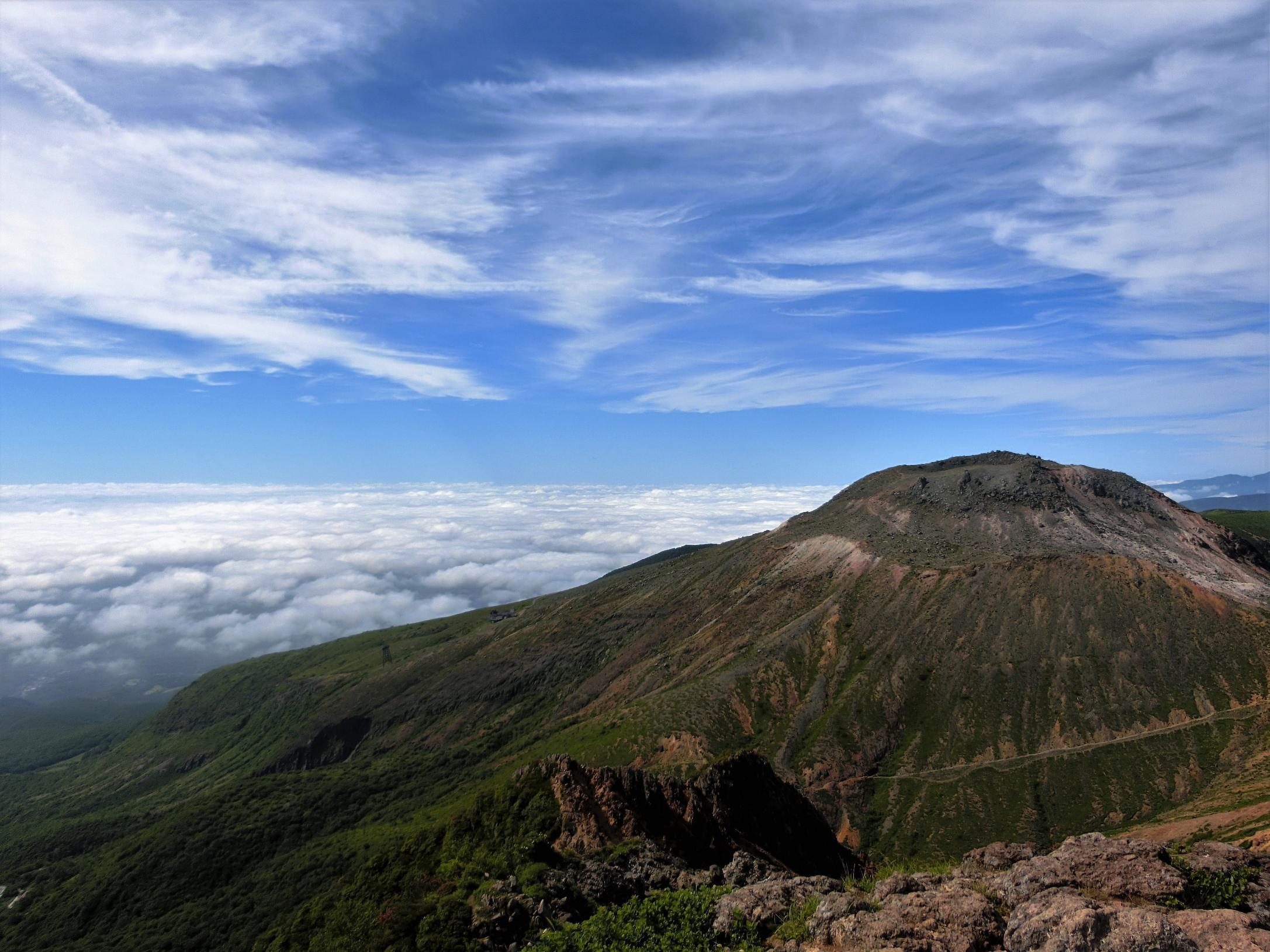 茶臼岳と雲海