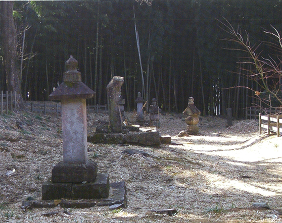 芦野氏旧墳墓 芦野氏旧墳墓