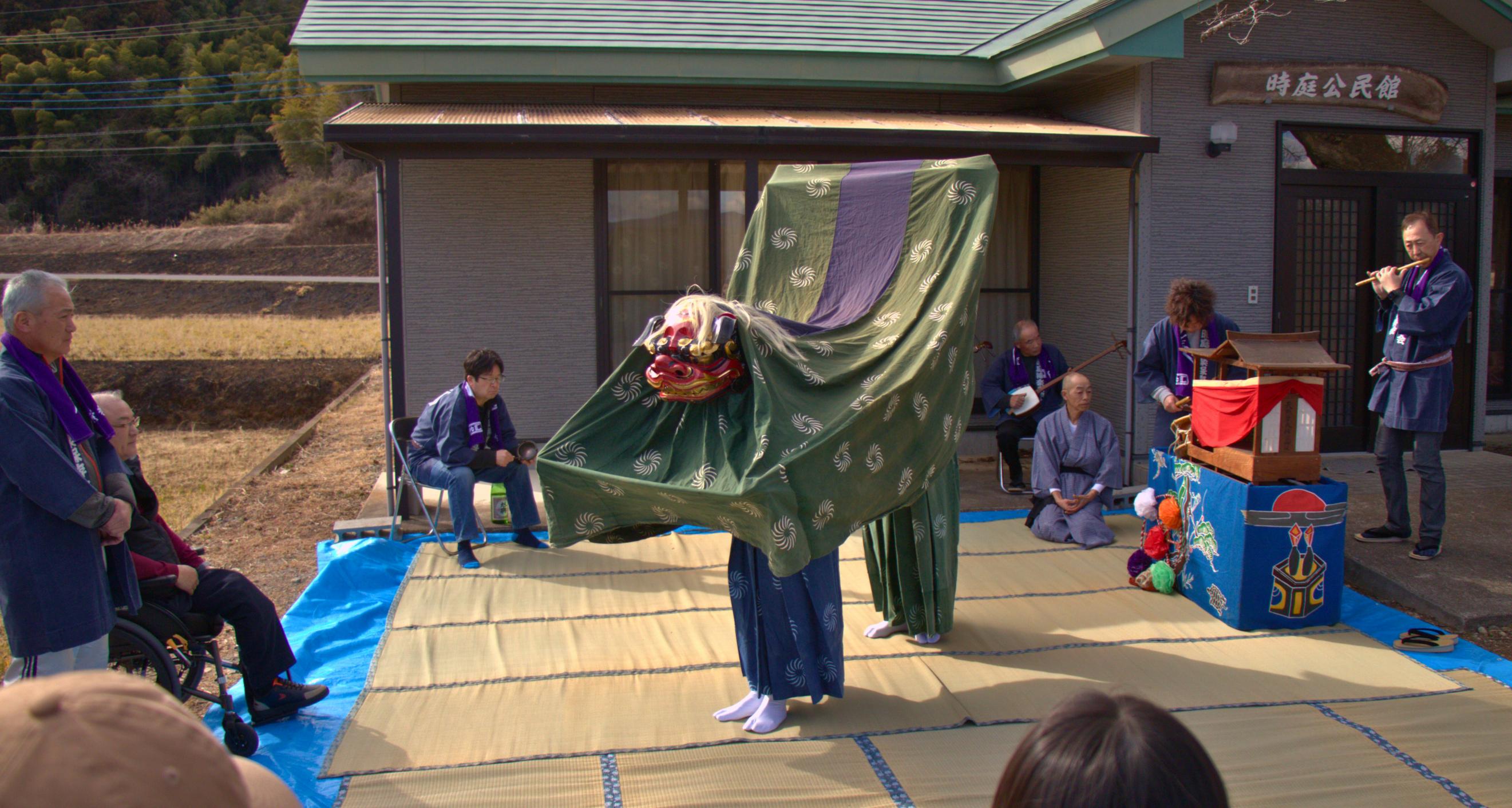 時庭地区の神楽の写真