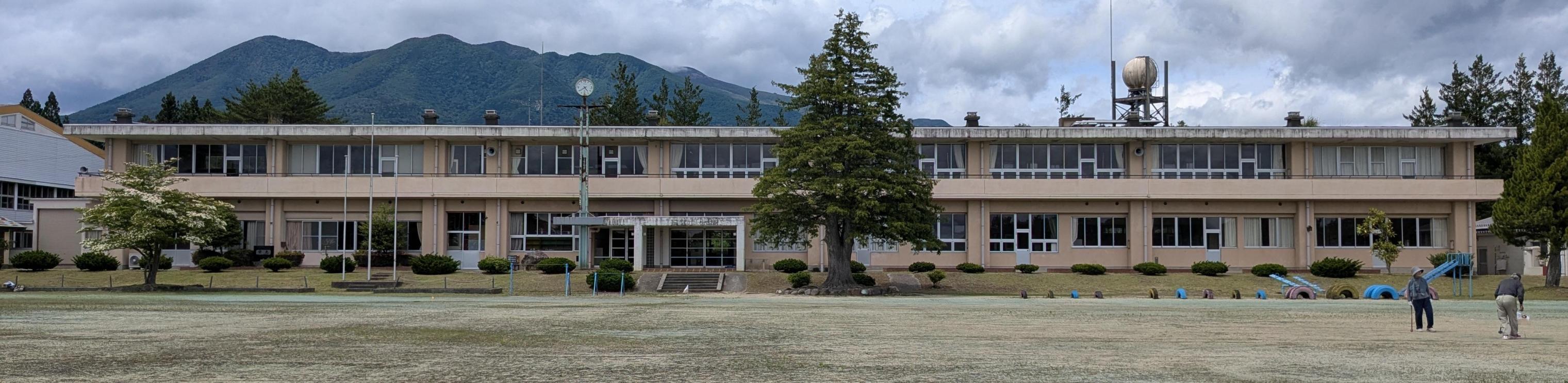 旧室野井小学校 旧室野井小学校
