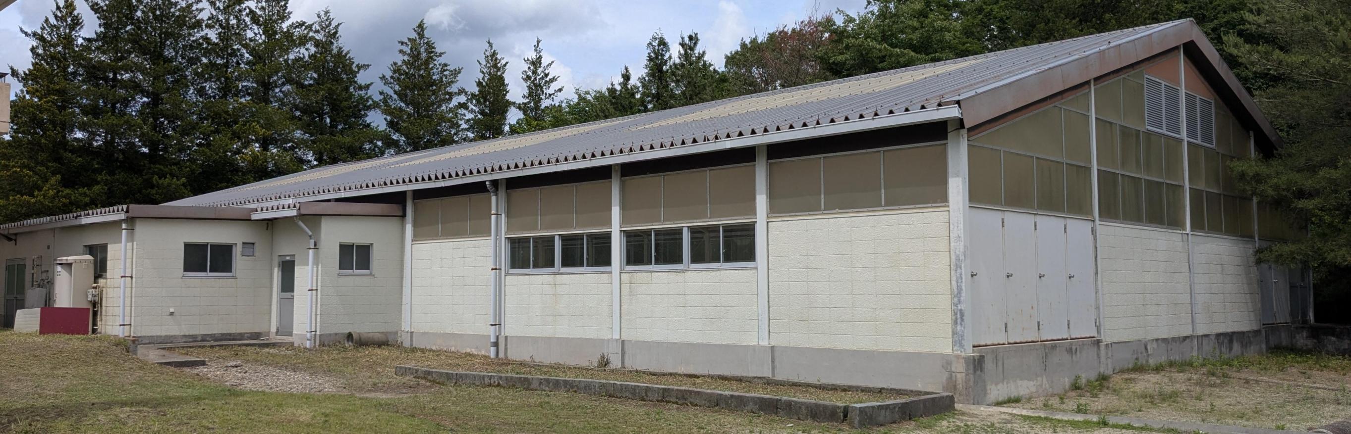 旧室野井用学校プール 旧室野井用学校プール
